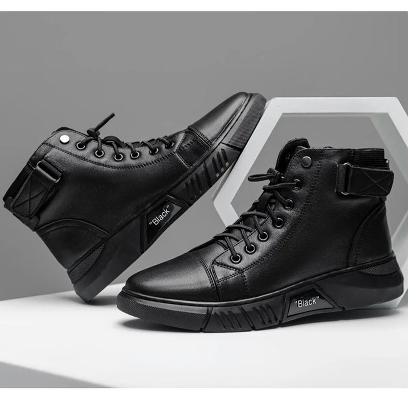 The Black Boot™ Trendikkäät kengät miehille