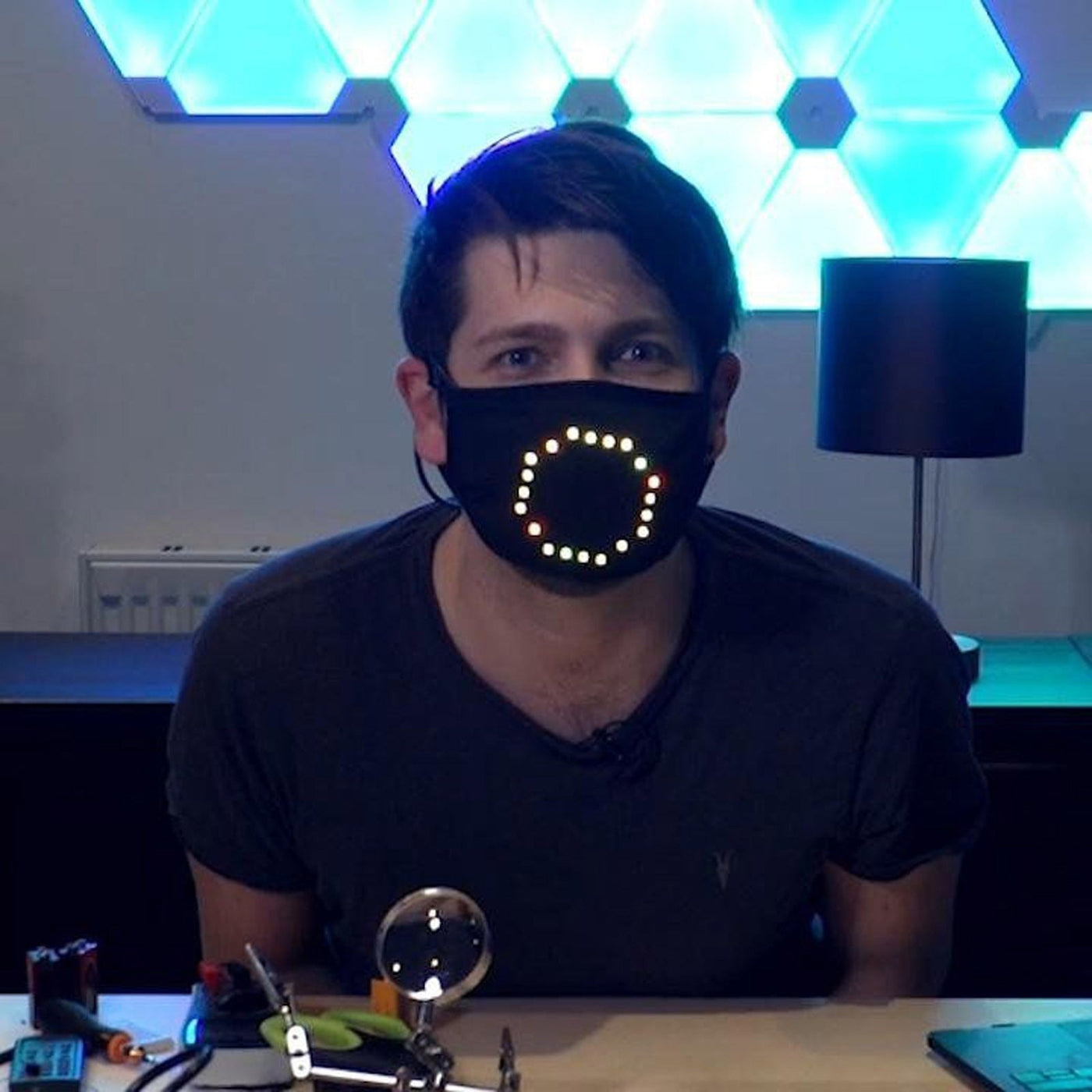 LuminaMask™ Ääniaktivoitu LED-maski